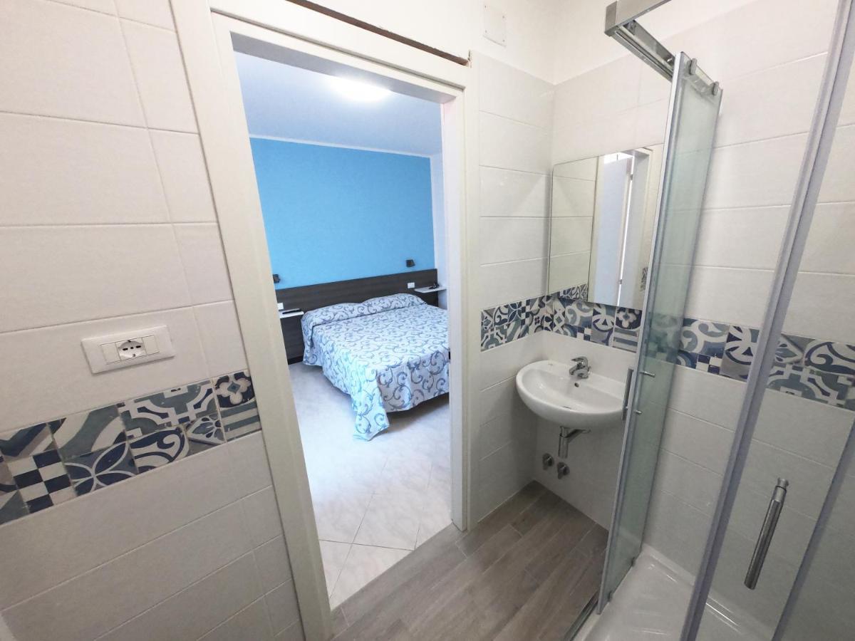 Hotel Aurora Varazze Eksteriør bilde