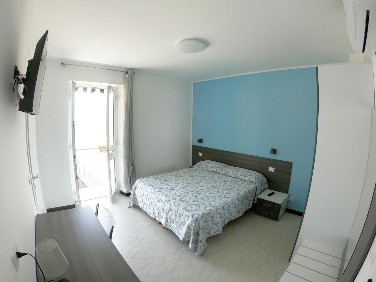Hotel Aurora Varazze Eksteriør bilde