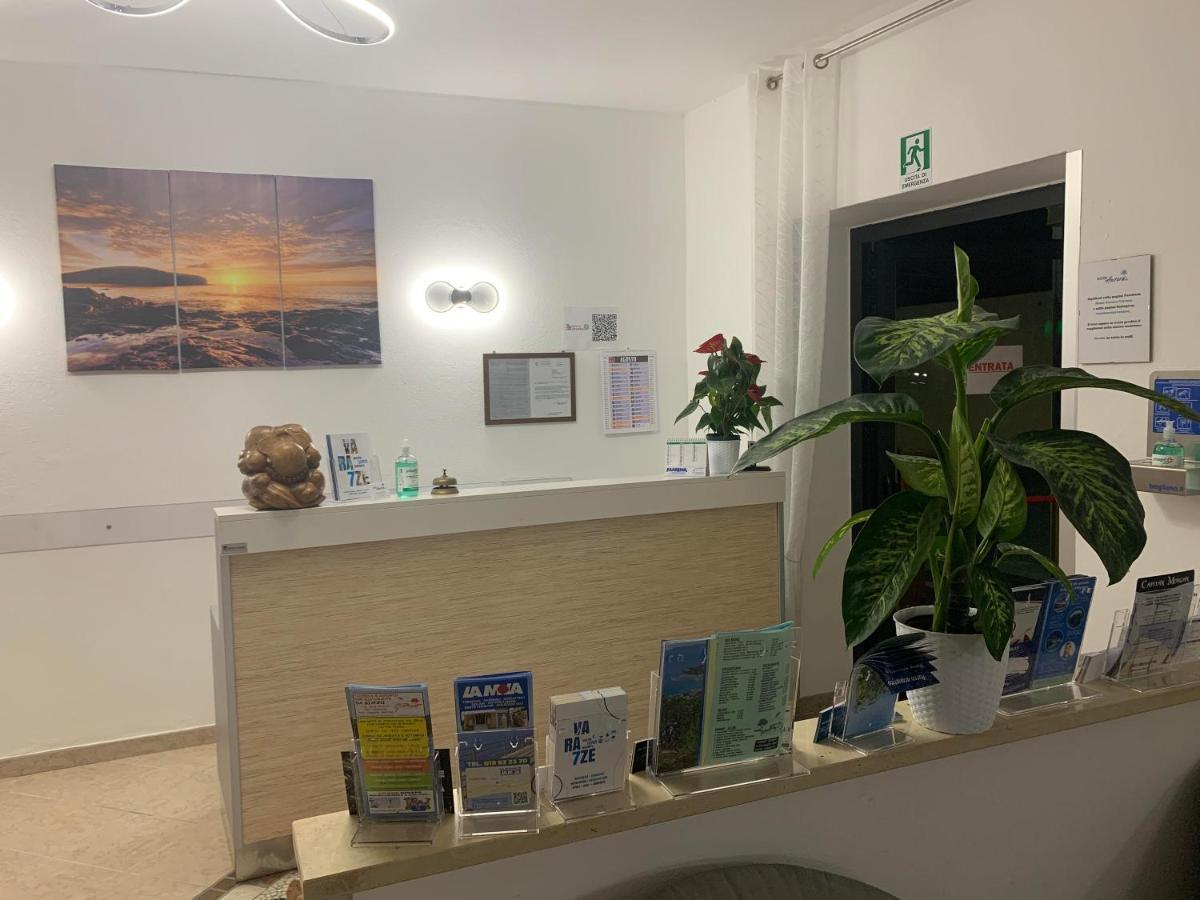 Hotel Aurora Varazze Eksteriør bilde